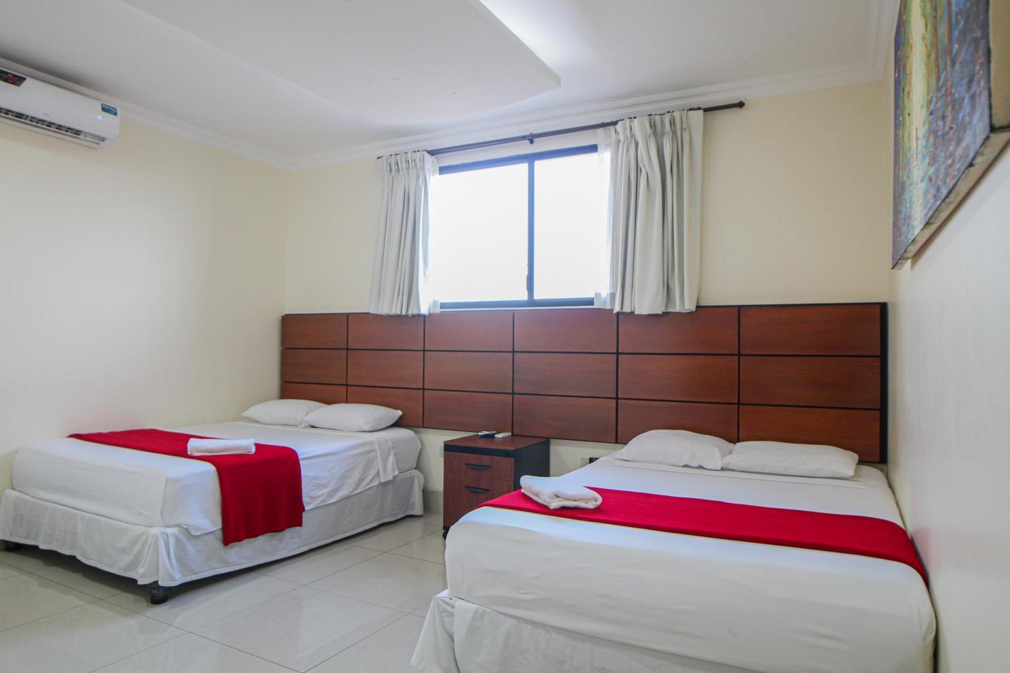 Hotel Murali - Cerca Del Aeropuerto De グアヤキル エクステリア 写真