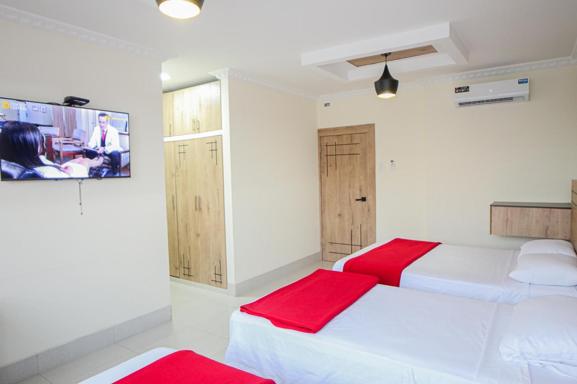 Hotel Murali - Cerca Del Aeropuerto De グアヤキル エクステリア 写真