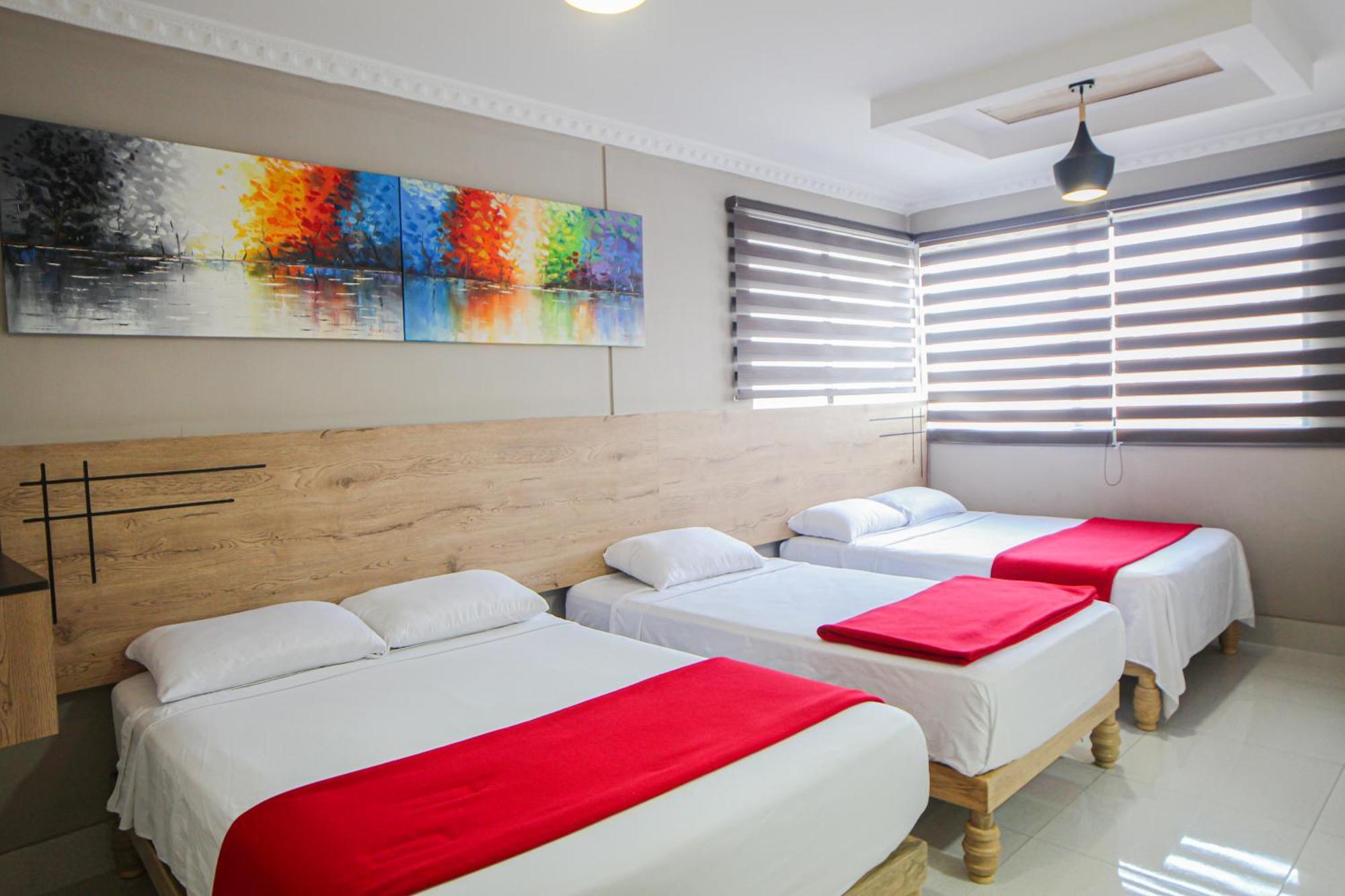 Hotel Murali - Cerca Del Aeropuerto De グアヤキル エクステリア 写真